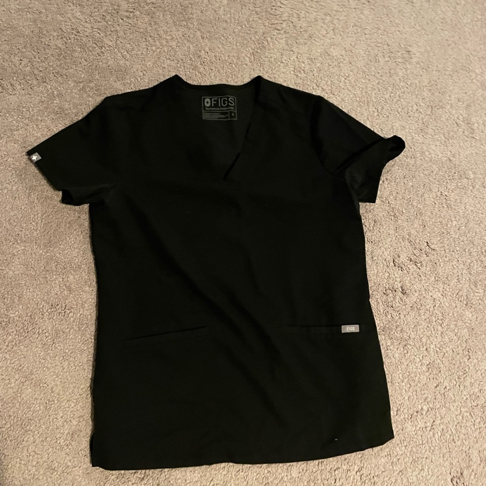 Figs scrub top
